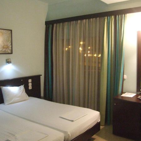Hotel Georgios Rio Exterior photo
